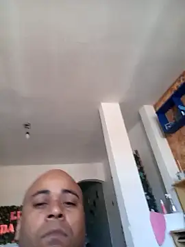 reisloko online show from October 25, 2025, 11:40 am