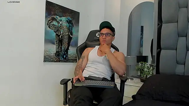 Dash Bukoski online show from February 18, 2026, 12:12 pm