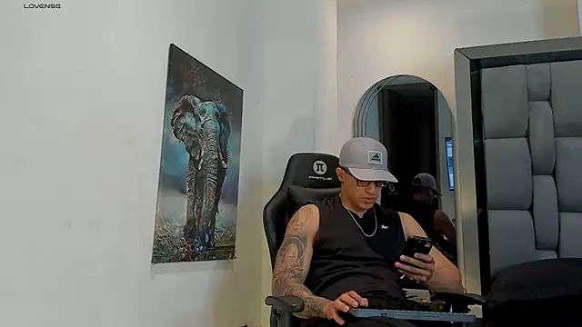 Dash Bukoski online show from February 19, 2026, 11:39 am