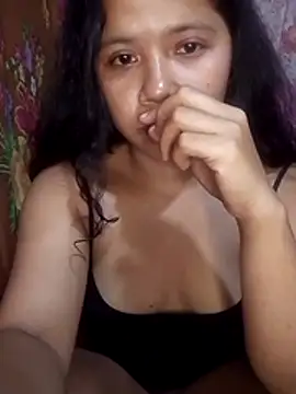 Snapshot of hotmomma8 chatting on April 3, 2026, 6:50 pm hotmomma8 online show from April 3, 2026, 6:50 pm