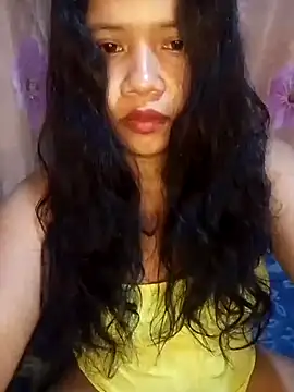 Snapshot of hotmomma8 chatting on May 3, 2026, 2:12 pm hotmomma8 online show from May 3, 2026, 2:12 pm