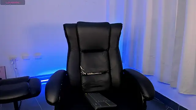 Snapshot of nathan_blake chatting on November 12, 2025, 8:41 pm nathan blake online show from November 12, 2025, 8:41 pm