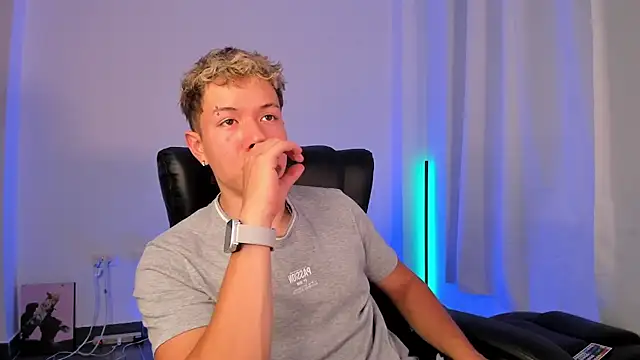 Snapshot of nathan_blake chatting on November 22, 2025, 7:57 pm nathan blake online show from November 22, 2025, 7:57 pm