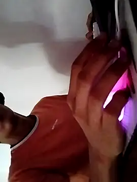 kjohn20 online show from November 14, 2025, 10:25 am