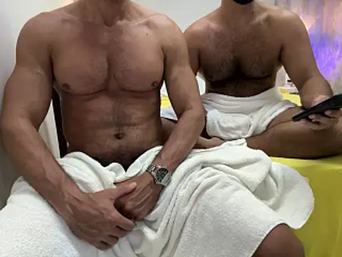 Snapshot of CasadoLutadorBigStuds chatting on March 23, 2026, 10:47 pm CasadoLutadorBigStuds online show from March 23, 2026, 10:47 pm