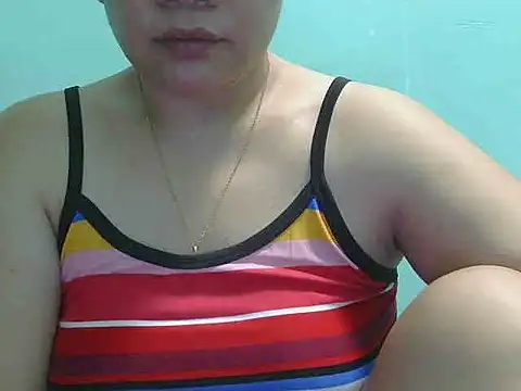 sexychubb101 online show from December 3, 2025, 9:46 pm