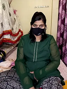 Snapshot of reena502 chatting on November 10, 2025, 5:34 pm reena502 online show from November 10, 2025, 5:34 pm