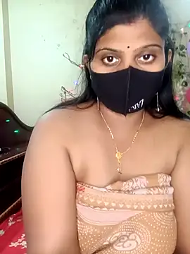 Snapshot of reena502 chatting on December 3, 2025, 11:08 am reena502 online show from December 3, 2025, 11:08 am