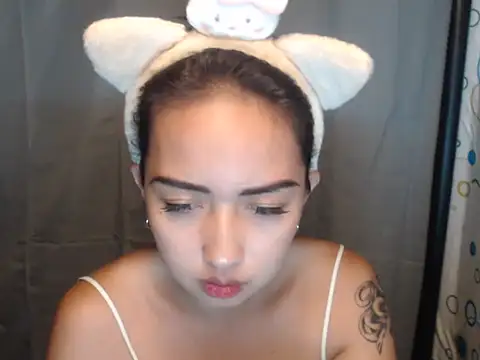 Soft Angel8 online show from May 24, 2026, 6:18 am