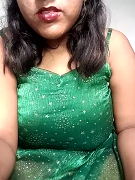 Snapshot of Cute_mikii chatting on November 8, 2025, 2:17 pm Cute mikii online show from November 8, 2025, 2:17 pm