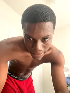 Snapshot of labishyoung25 chatting on October 14, 2025, 6:31 pm labishyoung25 online show from October 14, 2025, 6:31 pm