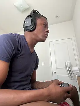 labishyoung25 online show from February 4, 2026, 3:29 pm