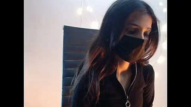  kamyaa09 online show from December 3, 2025, 1:46 am