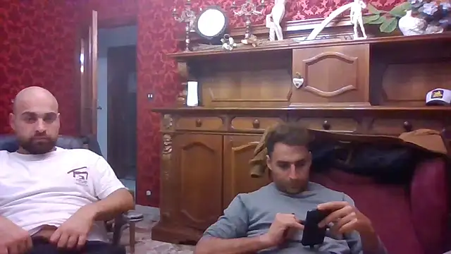 Snapshot of omihaze94 chatting on October 15, 2025, 9:15 pm omihaze94 online show from October 15, 2025, 9:15 pm