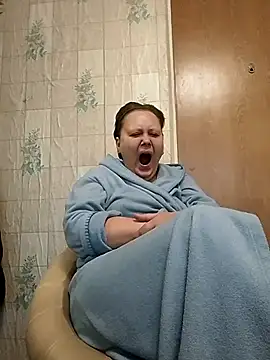 Snapshot of Tupo070481 chatting on October 27, 2025, 2:32 pm Tupo070481 online show from October 27, 2025, 2:32 pm