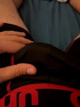 Snapshot of T0To_ chatting on October 18, 2025, 7:58 pm T0To online show from October 18, 2025, 7:58 pm