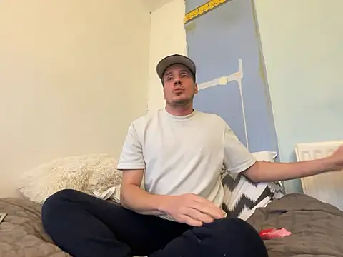 shyandchilling online show from February 12, 2026, 3:40 pm