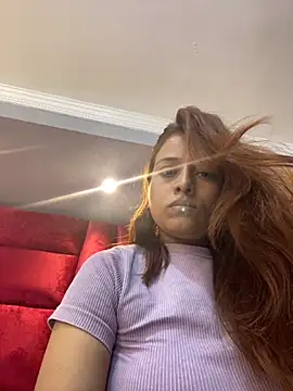 Snapshot of VictoriaFerro chatting on October 14, 2025, 2:07 pm VictoriaFerro online show from October 14, 2025, 2:07 pm