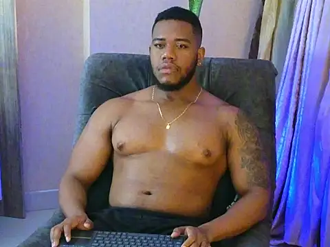 BenjaminCol  online show from October 4, 2025, 11:41 am