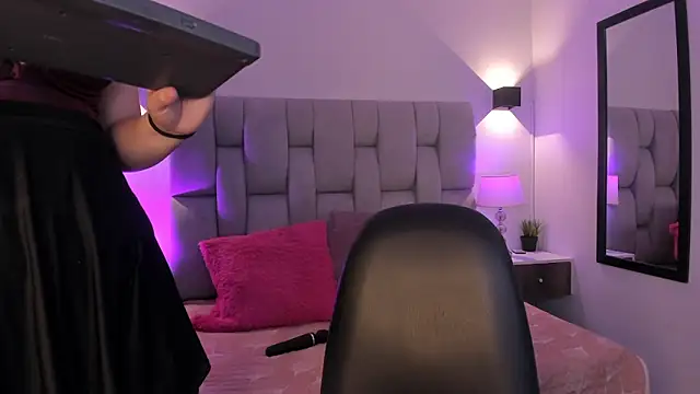 Seraphyne666 online show from February 7, 2026, 6:22 pm