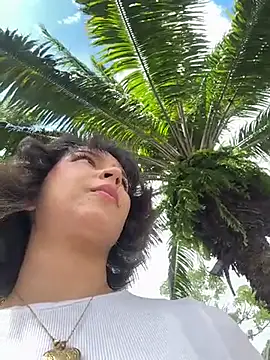 Snapshot of Adry_Bach_ chatting on September 29, 2025, 7:08 pm Adry Bach  online show from September 29, 2025, 7:08 pm