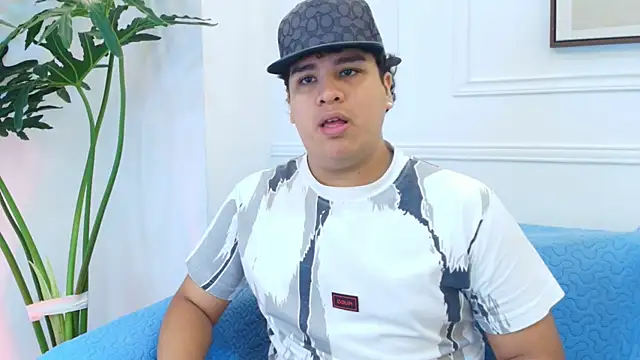 Naim Bennetsex online show from December 18, 2025, 6:14 pm