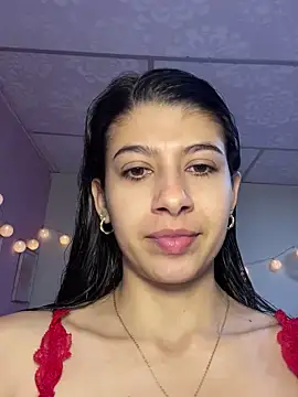 Lenapink19 online show from February 10, 2026, 10:25 pm