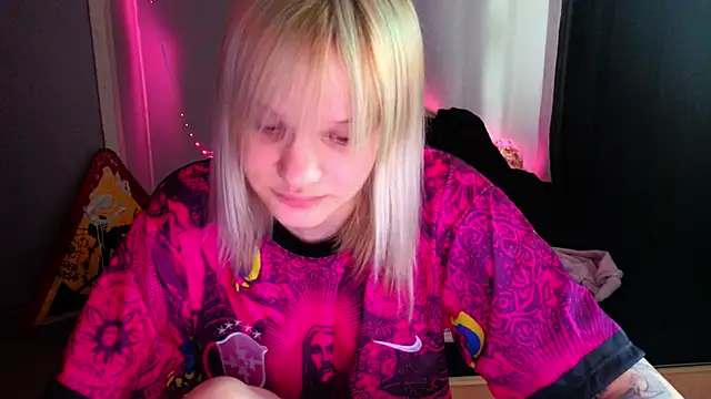 Snapshot of Elieiza_xo chatting on May 21, 2026, 9:27 am Elieiza xo online show from May 21, 2026, 9:27 am