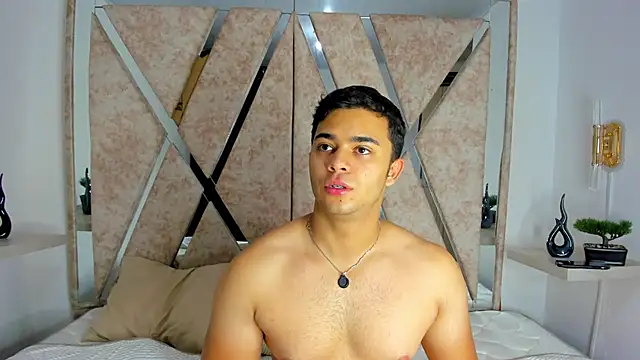 jayd muscle online show from October 29, 2025, 5:42 am