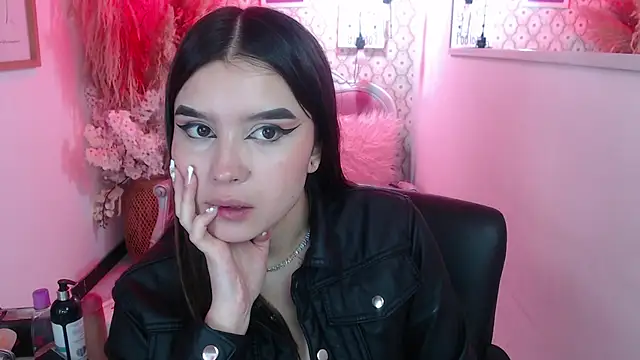 Natalie loffreda online show from November 8, 2025, 8:07 pm