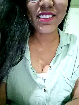 Snapshot of Telugu___Sexygirl___Naidu chatting on February 6, 2026, 5:01 am Telugu Sexygirl Naidu online show from February 6, 2026, 5:01 am