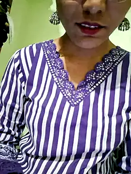 Snapshot of Telugu___Sexygirl___Naidu chatting on February 23, 2026, 4:54 am Telugu Sexygirl Naidu online show from February 23, 2026, 4:54 am