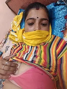 Kajalhot12 online show from October 19, 2025, 7:31 am