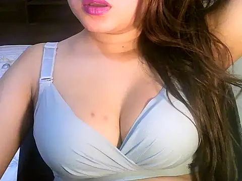 Snapshot of strip_vani chatting on May 11, 2026, 4:40 am strip vani online show from May 11, 2026, 4:40 am