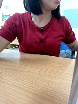 -NhaKy22 online show from November 17, 2025, 1:33 am