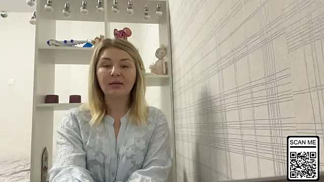 Blondie xoxoxo online show from January 10, 2026, 12:40 pm