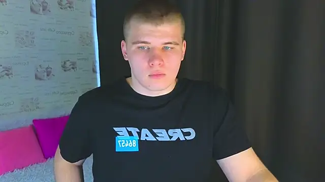 Snapshot of kittenmurr chatting on October 9, 2025, 10:13 am kittenmurr online show from October 9, 2025, 10:13 am