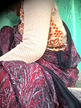 Snapshot of cut_renukadevi chatting on December 16, 2025, 3:00 am cut renukadevi online show from December 16, 2025, 3:00 am