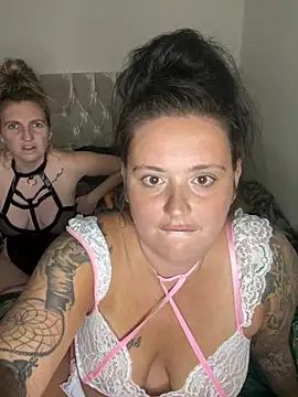 Charsworld online show from October 24, 2025, 6:04 pm