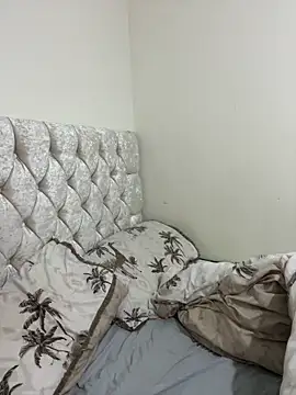 Charsworld online show from March 3, 2026, 8:42 am