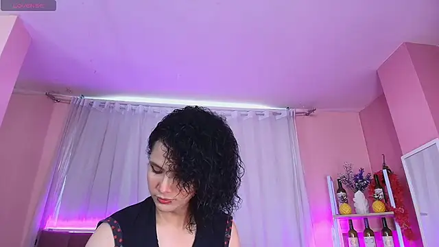 Alex Tehir online show from November 8, 2025, 11:32 am