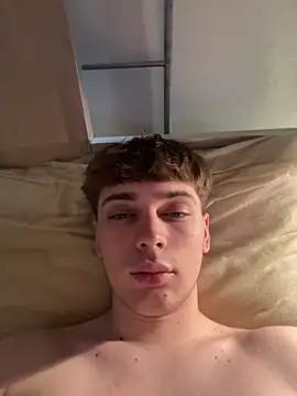 Snapshot of Fappatore_Nato05 chatting on September 16, 2025, 1:12 pm Fappatore Nato05 online show from September 16, 2025, 1:12 pm