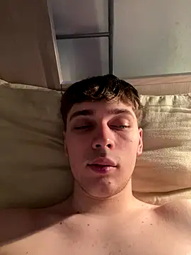 Snapshot of Fappatore_Nato05 chatting on September 17, 2025, 2:08 pm Fappatore Nato05 online show from September 17, 2025, 2:08 pm