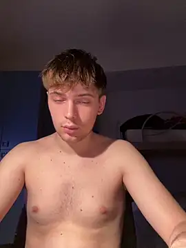 Snapshot of Fappatore_Nato05 chatting on September 30, 2025, 9:20 pm Fappatore Nato05 online show from September 30, 2025, 9:20 pm