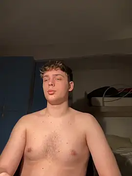 Snapshot of Fappatore_Nato05 chatting on October 17, 2025, 7:27 pm Fappatore Nato05 online show from October 17, 2025, 7:27 pm