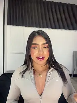 Snapshot of jenn_fit chatting on March 22, 2026, 3:54 am jenn fit online show from March 22, 2026, 3:54 am