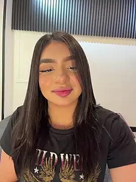 Snapshot of jenn_fit chatting on March 22, 2026, 4:43 pm jenn fit online show from March 22, 2026, 4:43 pm