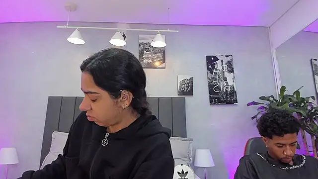 Snapshot of violet_and_myers chatting on October 28, 2025, 11:36 am violet and myers online show from October 28, 2025, 11:36 am