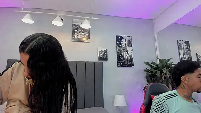 Snapshot of violet_and_myers chatting on November 15, 2025, 11:29 am violet and myers online show from November 15, 2025, 11:29 am