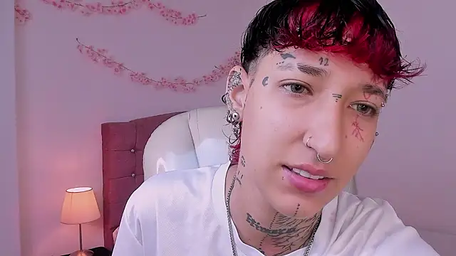 Luci Rose online show from March 2, 2026, 2:46 pm